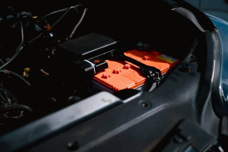 Como funciona a bateria de um carro elétrico: da célula de lítio ao pacote completo